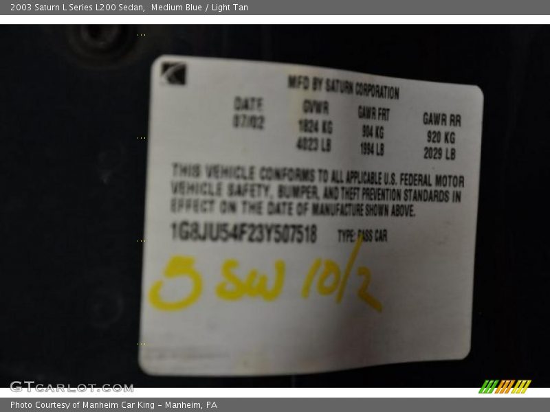Medium Blue / Light Tan 2003 Saturn L Series L200 Sedan