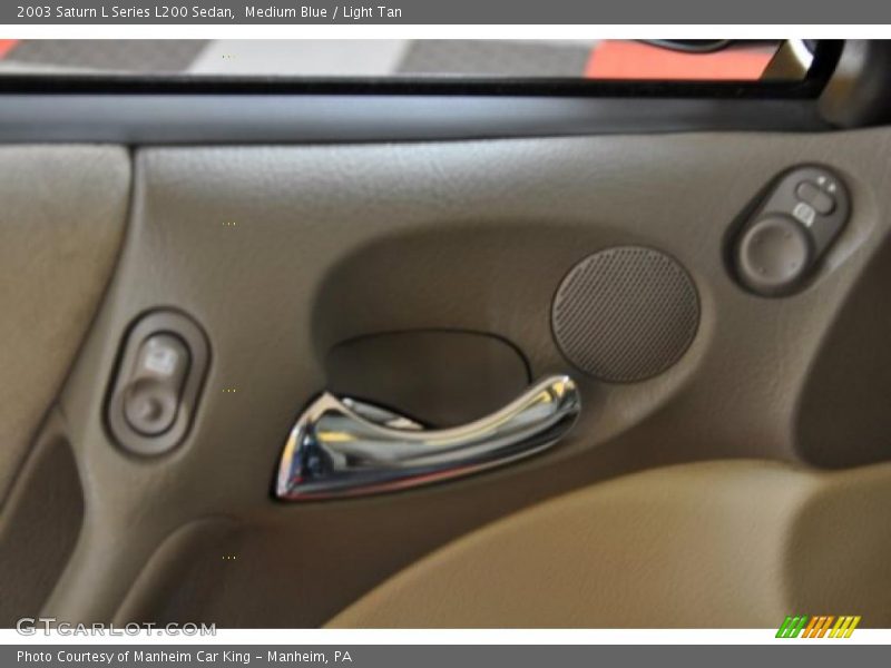 Medium Blue / Light Tan 2003 Saturn L Series L200 Sedan