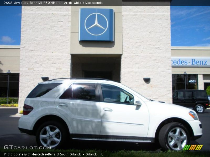 Arctic White / Macadamia 2008 Mercedes-Benz ML 350 4Matic