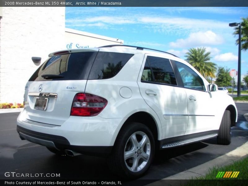 Arctic White / Macadamia 2008 Mercedes-Benz ML 350 4Matic