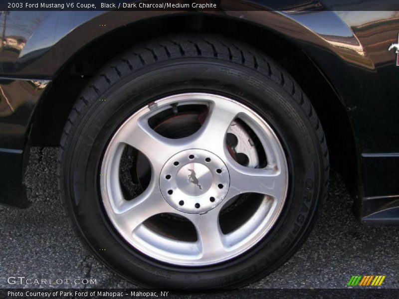 Black / Dark Charcoal/Medium Graphite 2003 Ford Mustang V6 Coupe