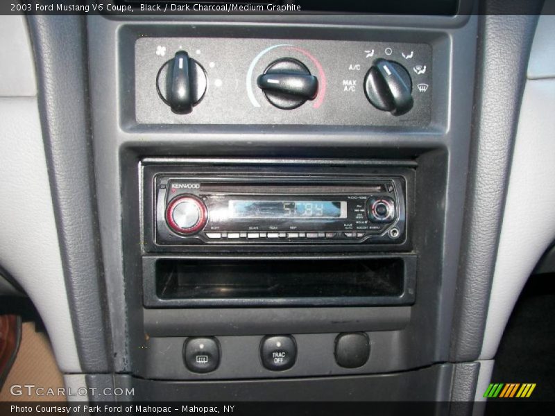 Black / Dark Charcoal/Medium Graphite 2003 Ford Mustang V6 Coupe
