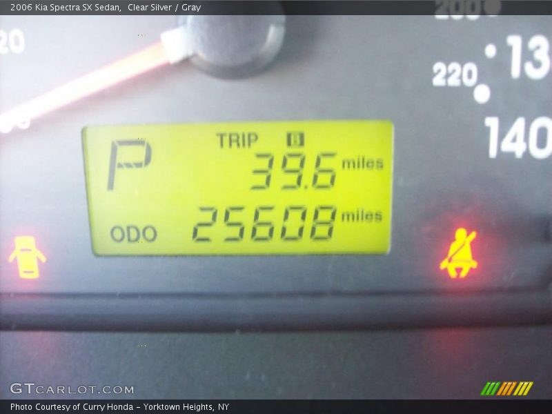 Clear Silver / Gray 2006 Kia Spectra SX Sedan