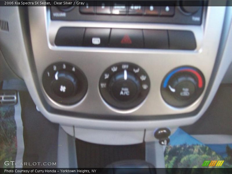 Clear Silver / Gray 2006 Kia Spectra SX Sedan