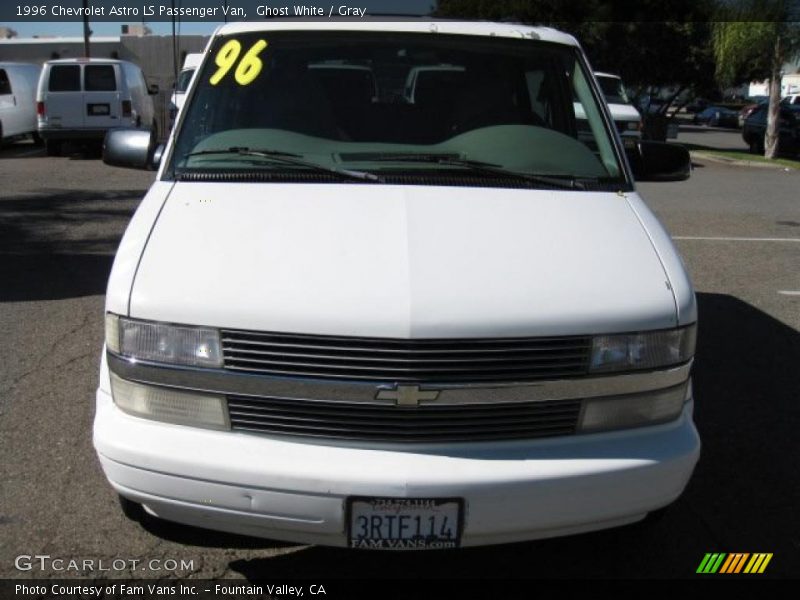 Ghost White / Gray 1996 Chevrolet Astro LS Passenger Van