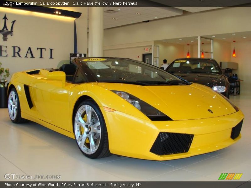 Front 3/4 View of 2007 Gallardo Spyder