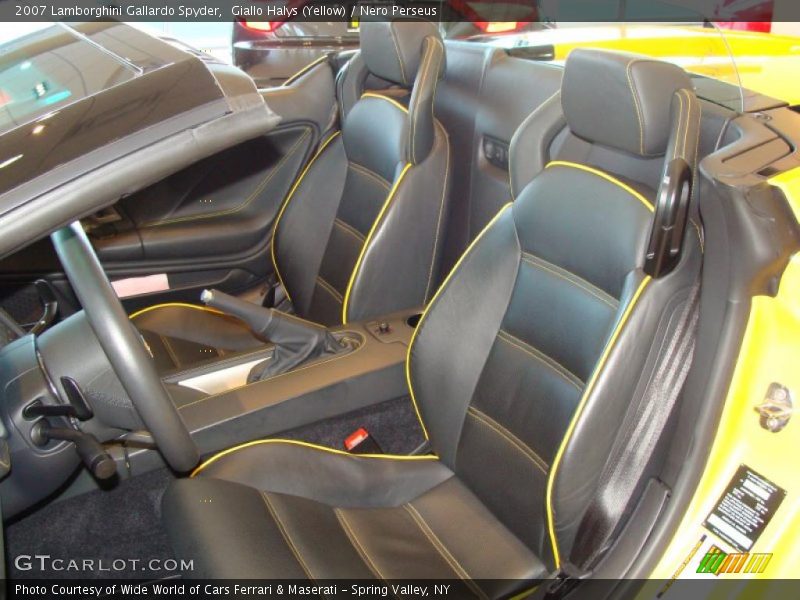  2007 Gallardo Spyder Nero Perseus Interior