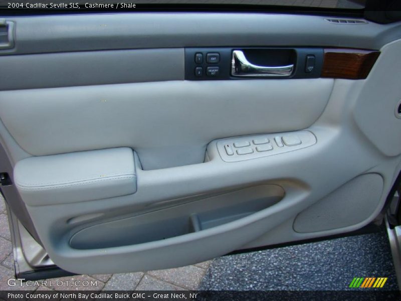 Door Panel of 2004 Seville SLS