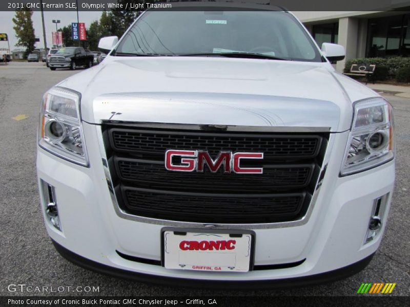 Olympic White / Light Titanium 2011 GMC Terrain SLE