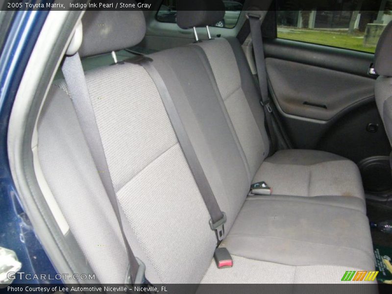  2005 Matrix  Stone Gray Interior
