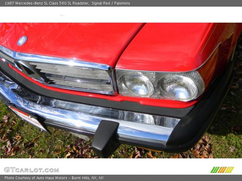 Signal Red / Palomino 1987 Mercedes-Benz SL Class 560 SL Roadster