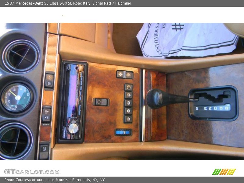 Controls of 1987 SL Class 560 SL Roadster