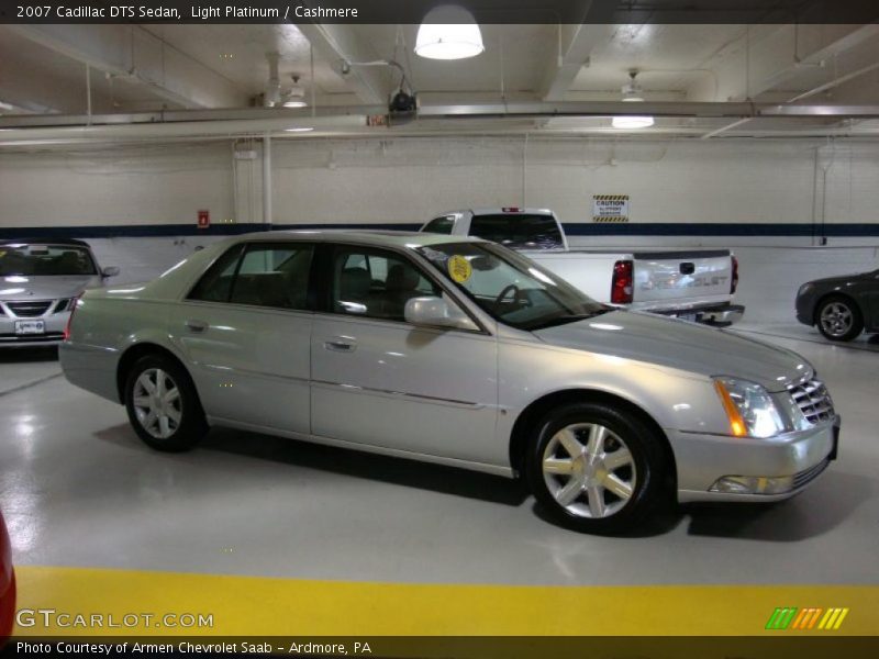 Light Platinum / Cashmere 2007 Cadillac DTS Sedan