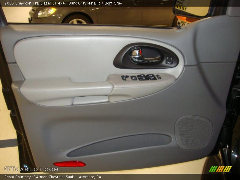 Dark Gray Metallic / Light Gray 2005 Chevrolet TrailBlazer LT 4x4