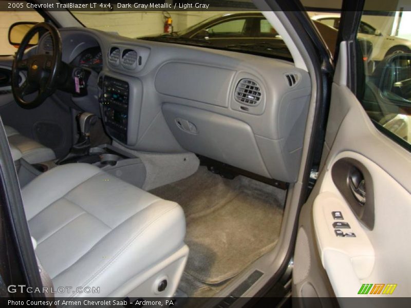 Dark Gray Metallic / Light Gray 2005 Chevrolet TrailBlazer LT 4x4