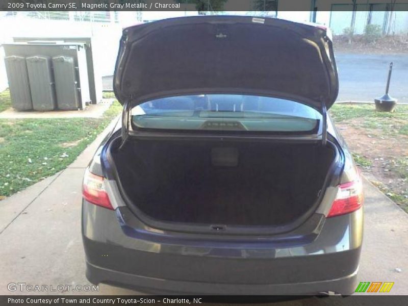 Magnetic Gray Metallic / Charcoal 2009 Toyota Camry SE