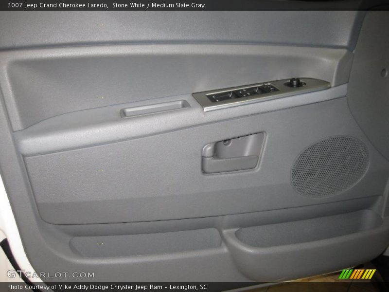 Stone White / Medium Slate Gray 2007 Jeep Grand Cherokee Laredo