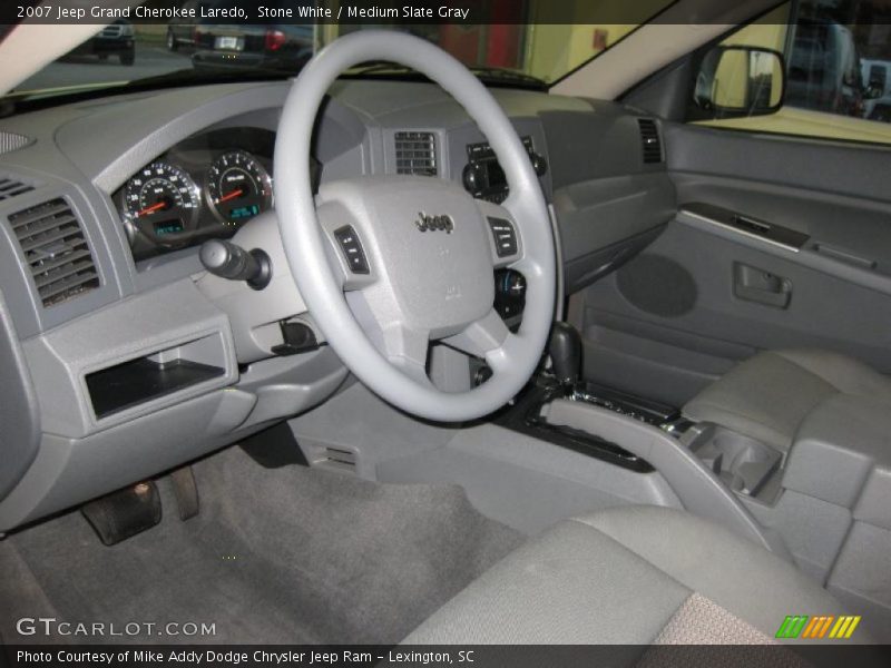 Stone White / Medium Slate Gray 2007 Jeep Grand Cherokee Laredo