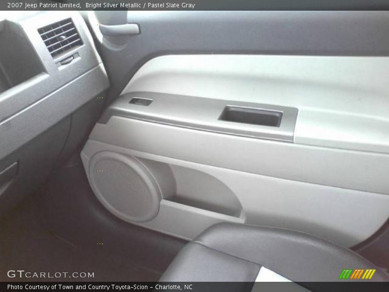 Bright Silver Metallic / Pastel Slate Gray 2007 Jeep Patriot Limited