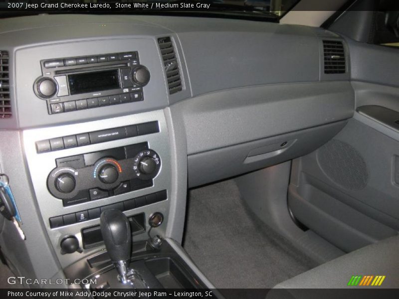 Stone White / Medium Slate Gray 2007 Jeep Grand Cherokee Laredo