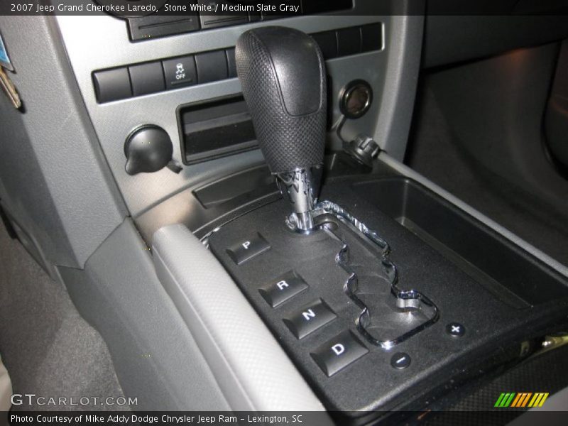 Stone White / Medium Slate Gray 2007 Jeep Grand Cherokee Laredo