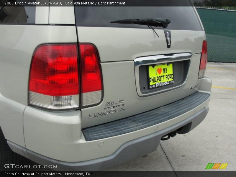 Gold Ash Metallic / Light Parchment 2003 Lincoln Aviator Luxury AWD