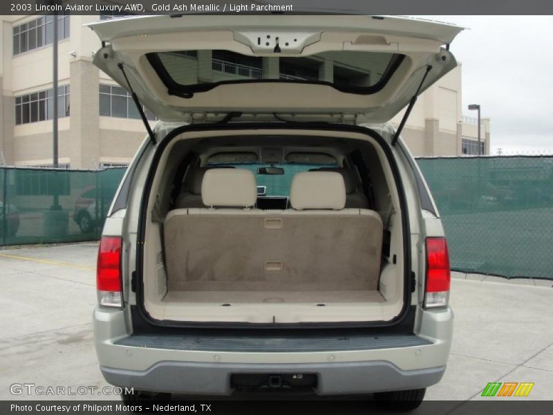 Gold Ash Metallic / Light Parchment 2003 Lincoln Aviator Luxury AWD
