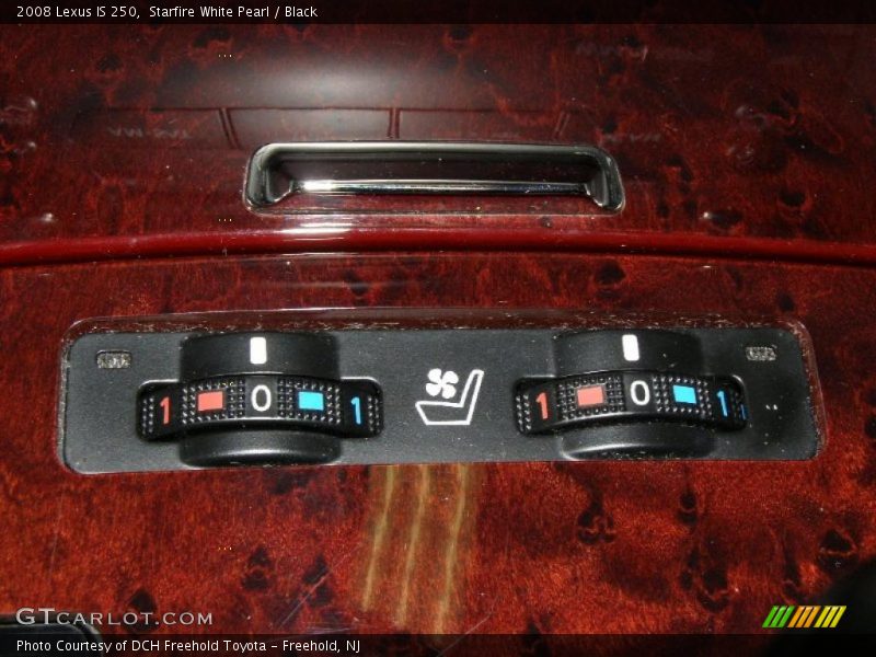 Controls of 2008 IS 250