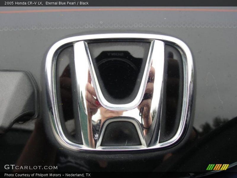  2005 CR-V LX Logo