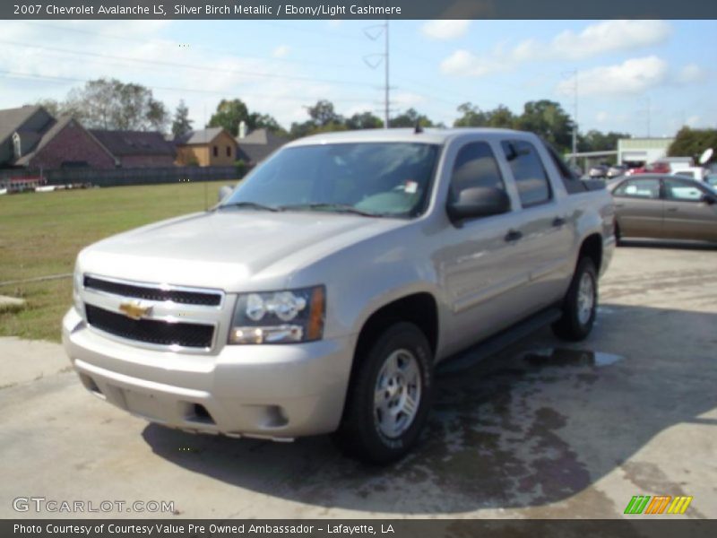 Silver Birch Metallic / Ebony/Light Cashmere 2007 Chevrolet Avalanche LS