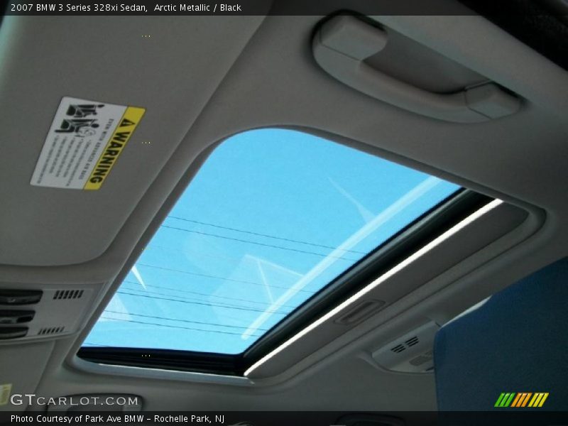 Arctic Metallic / Black 2007 BMW 3 Series 328xi Sedan