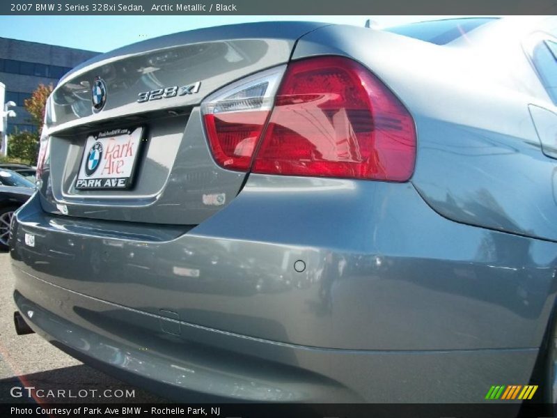 Arctic Metallic / Black 2007 BMW 3 Series 328xi Sedan