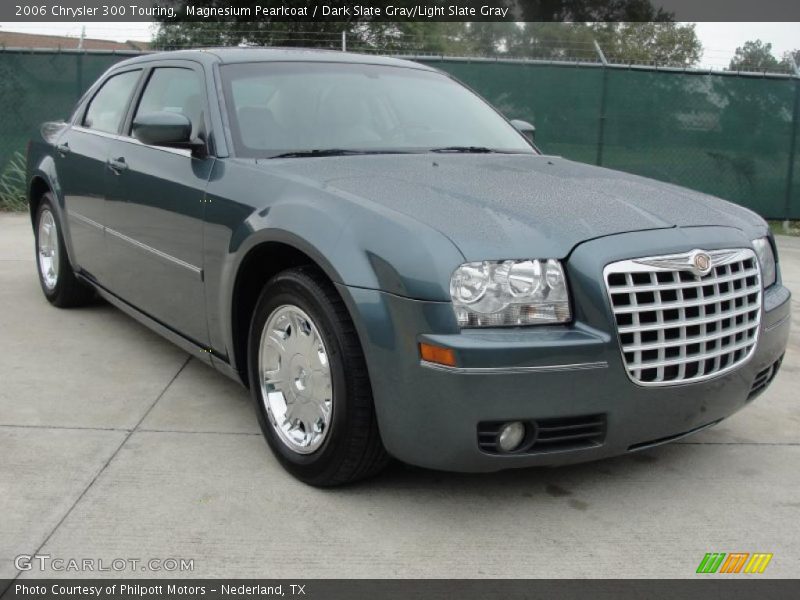 Magnesium Pearlcoat / Dark Slate Gray/Light Slate Gray 2006 Chrysler 300 Touring