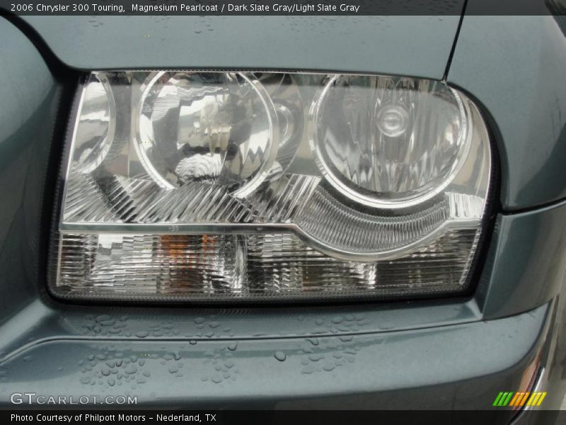 Magnesium Pearlcoat / Dark Slate Gray/Light Slate Gray 2006 Chrysler 300 Touring