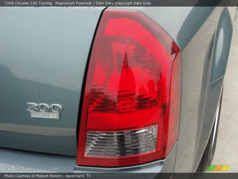 Magnesium Pearlcoat / Dark Slate Gray/Light Slate Gray 2006 Chrysler 300 Touring