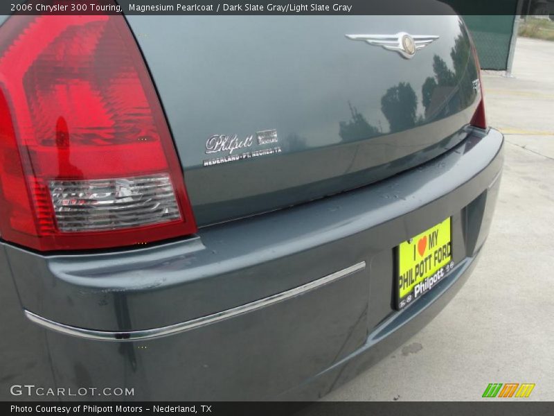 Magnesium Pearlcoat / Dark Slate Gray/Light Slate Gray 2006 Chrysler 300 Touring