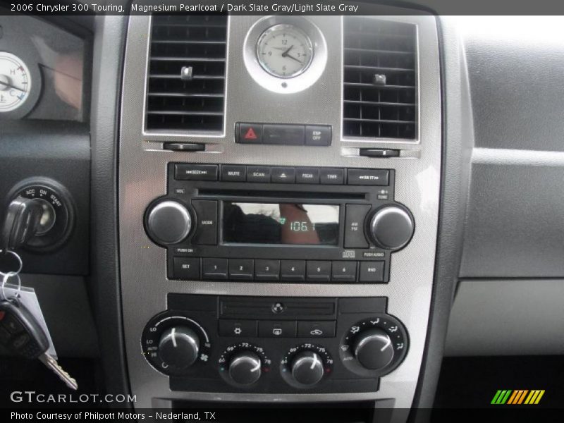 Magnesium Pearlcoat / Dark Slate Gray/Light Slate Gray 2006 Chrysler 300 Touring
