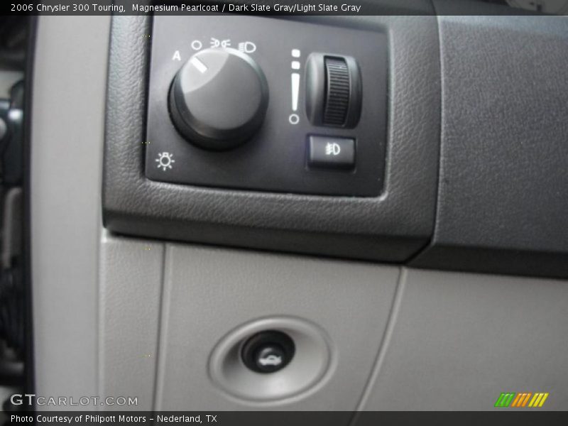 Magnesium Pearlcoat / Dark Slate Gray/Light Slate Gray 2006 Chrysler 300 Touring