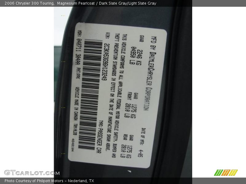 Magnesium Pearlcoat / Dark Slate Gray/Light Slate Gray 2006 Chrysler 300 Touring