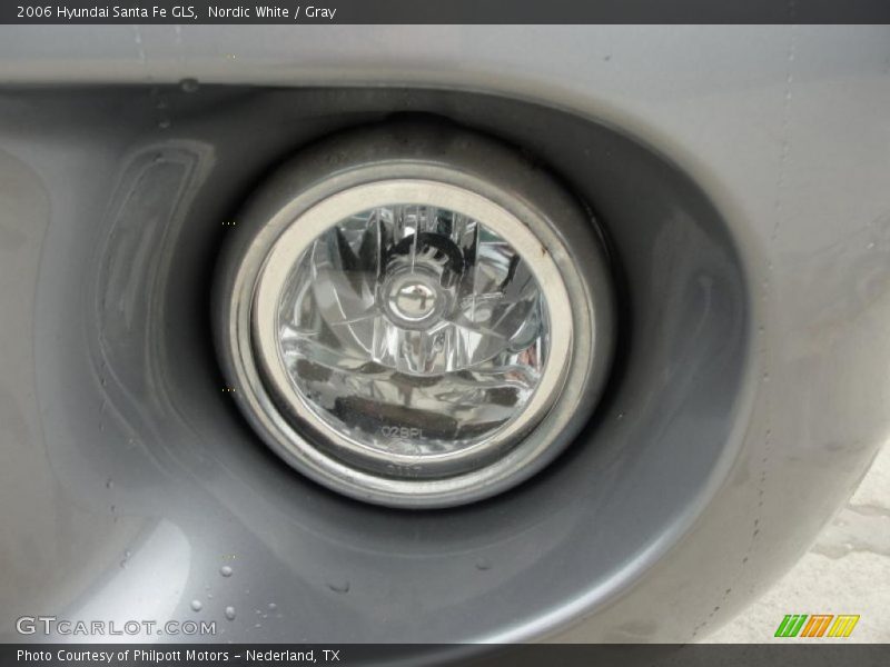 Nordic White / Gray 2006 Hyundai Santa Fe GLS