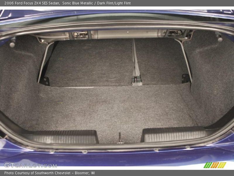 Sonic Blue Metallic / Dark Flint/Light Flint 2006 Ford Focus ZX4 SES Sedan