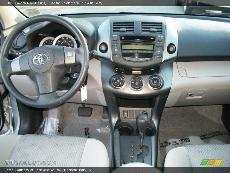 Classic Silver Metallic / Ash Gray 2009 Toyota RAV4 4WD
