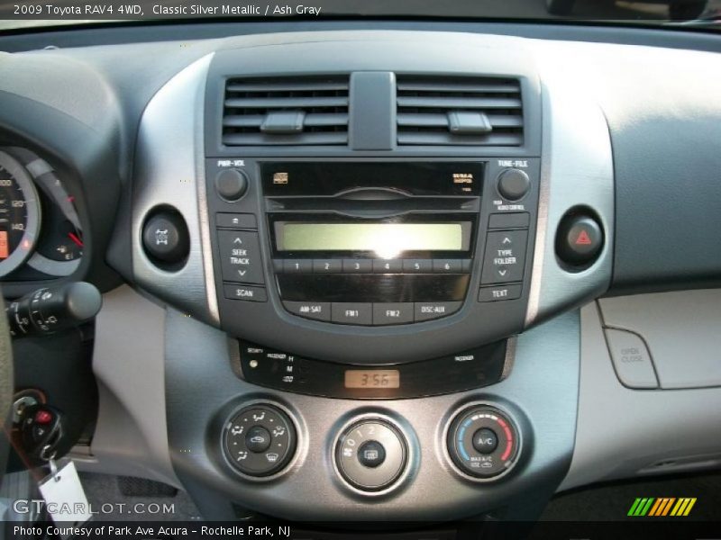 Classic Silver Metallic / Ash Gray 2009 Toyota RAV4 4WD