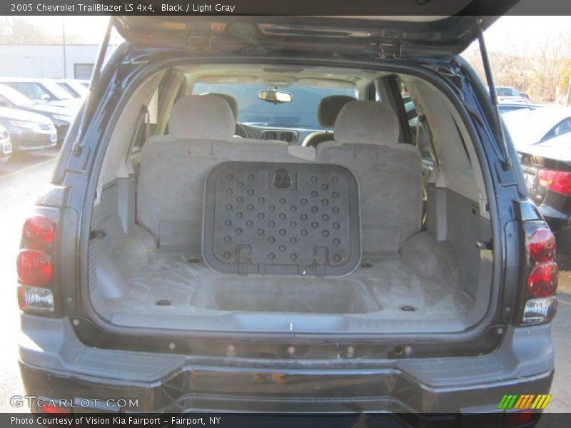 Black / Light Gray 2005 Chevrolet TrailBlazer LS 4x4