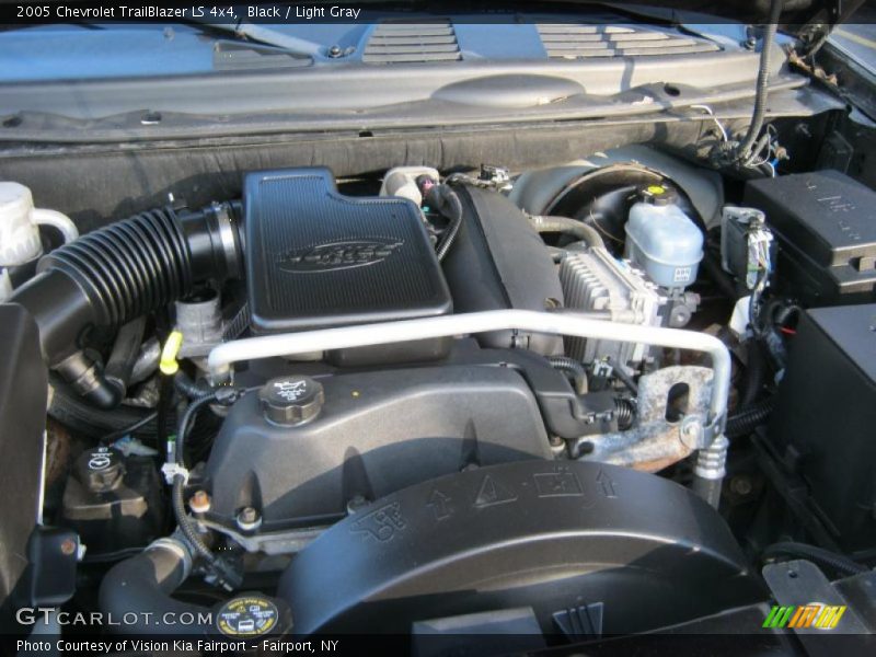 Black / Light Gray 2005 Chevrolet TrailBlazer LS 4x4