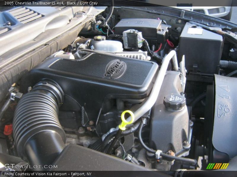 Black / Light Gray 2005 Chevrolet TrailBlazer LS 4x4