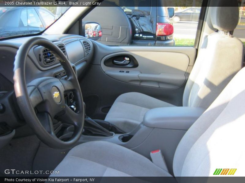 Black / Light Gray 2005 Chevrolet TrailBlazer LS 4x4