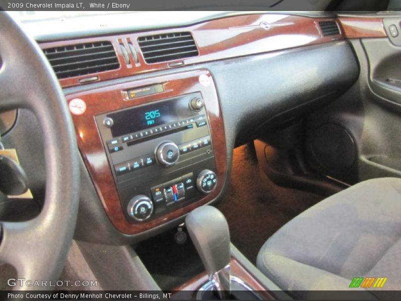 White / Ebony 2009 Chevrolet Impala LT