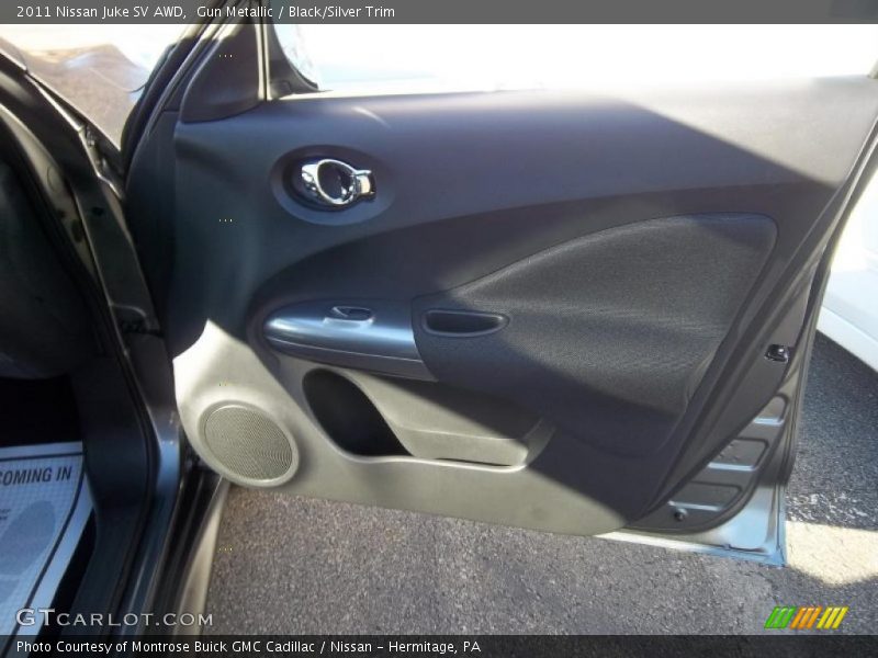 Gun Metallic / Black/Silver Trim 2011 Nissan Juke SV AWD