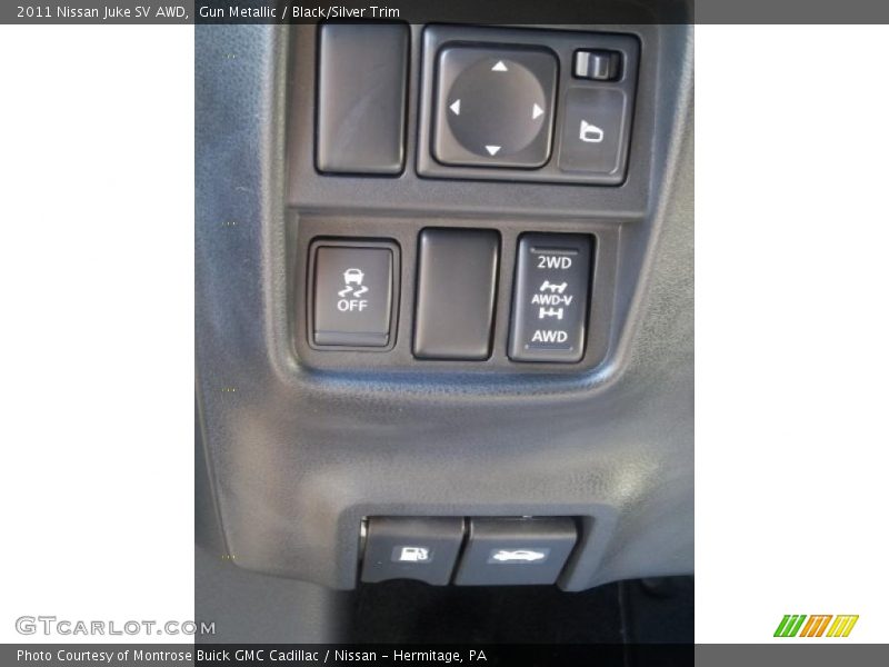 Controls of 2011 Juke SV AWD